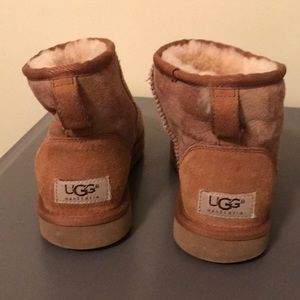 UGG Women’s Mini Boot